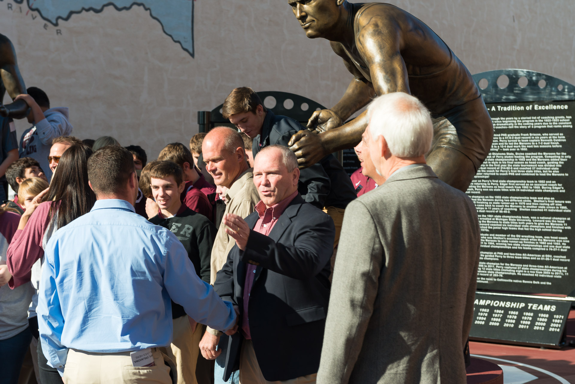Perry Wrestling VanBebber Statue 1920px - 445.jpg