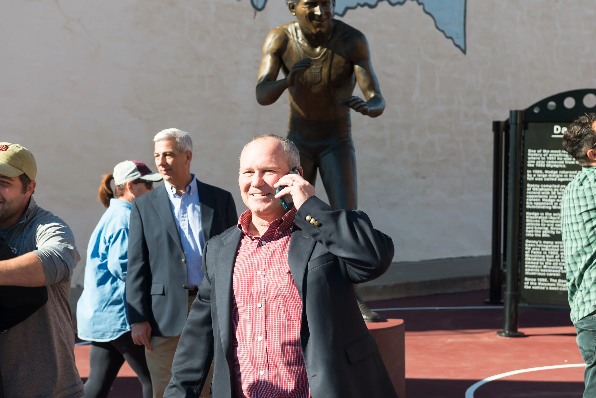 Perry Wrestling VanBebber Statue 1920px - 451.jpg