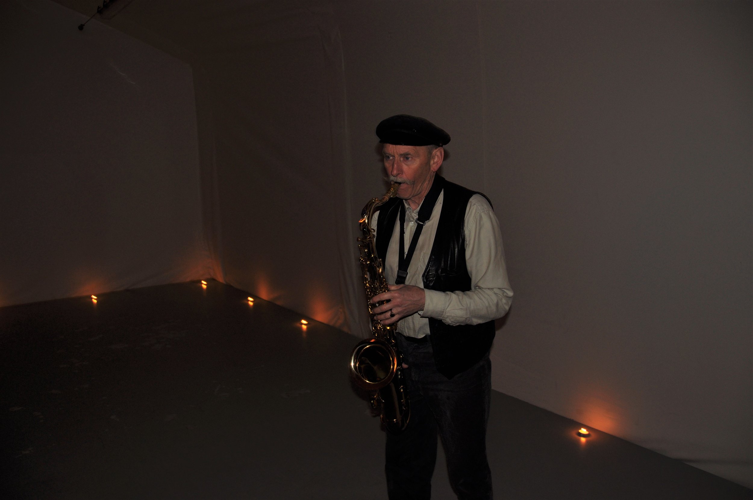 Saxofonist i fjellhall