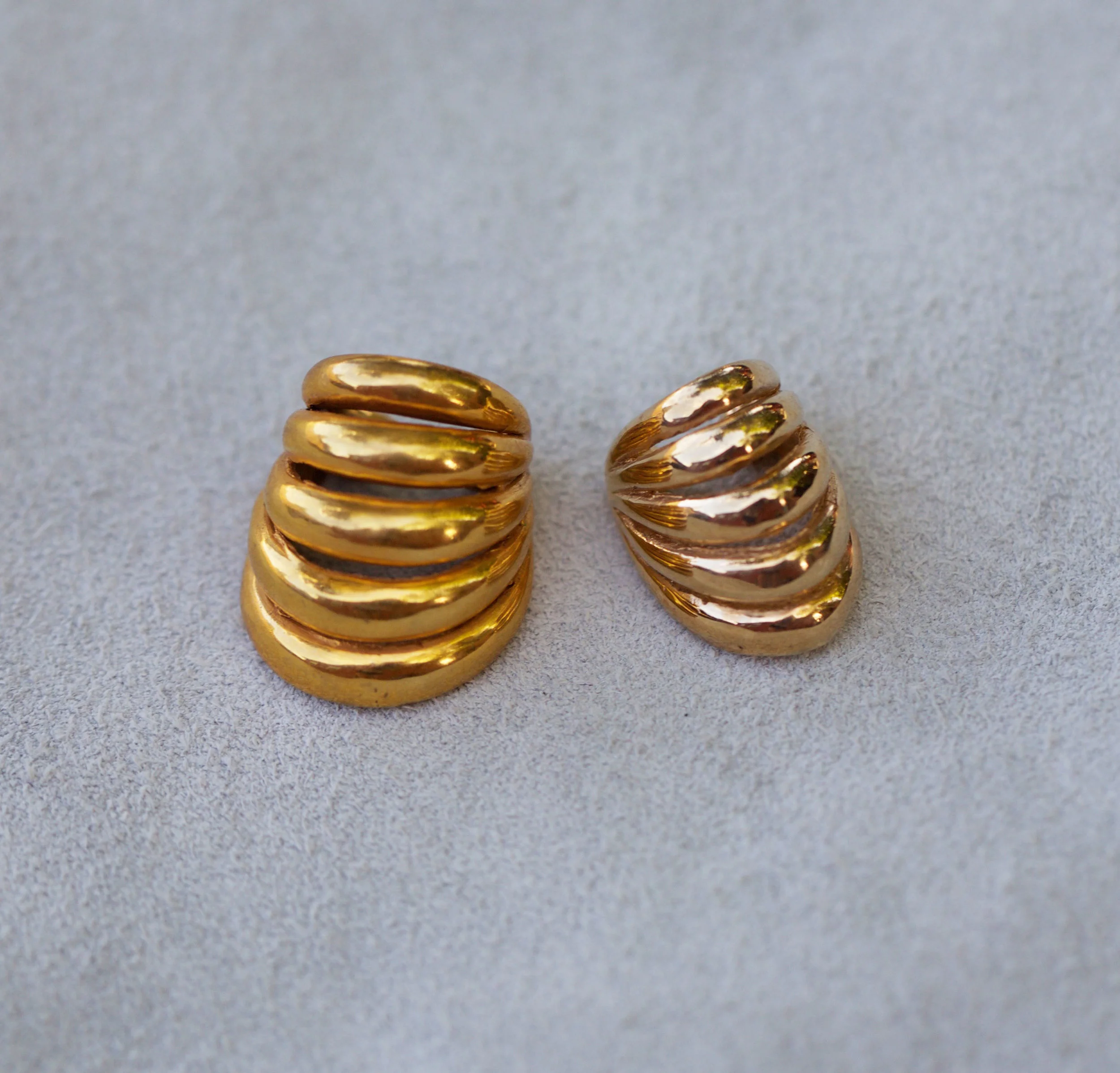 lrg_smgoldcuff.jpg