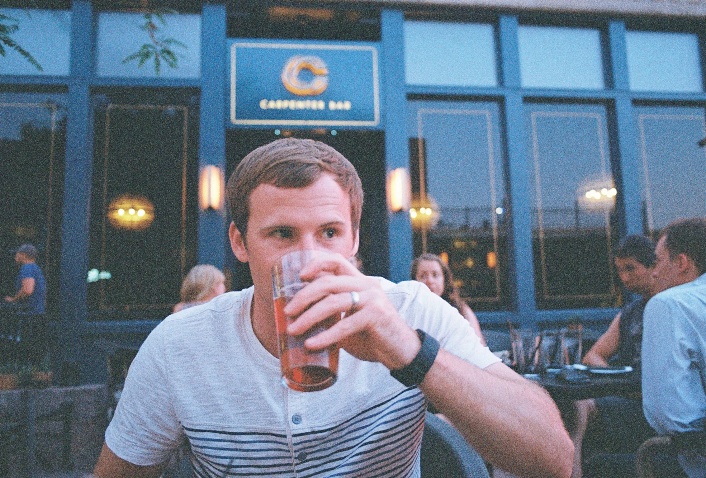 Nikon-Portra400-A45577_035A.jpg