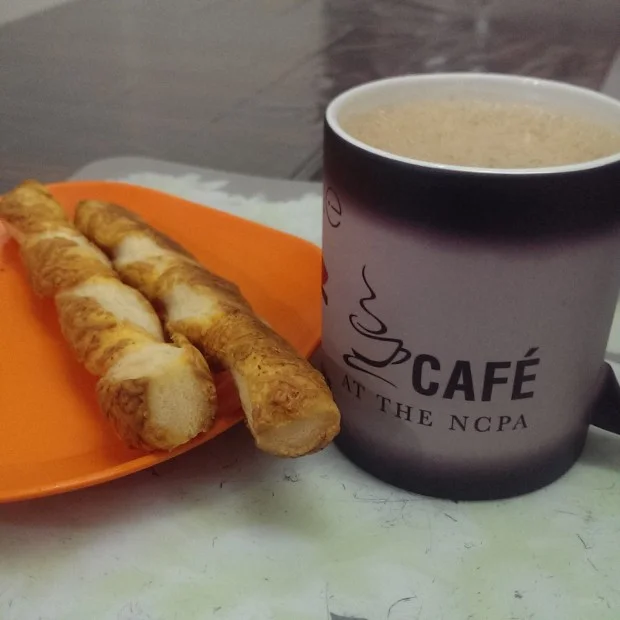 Coffee Mug from Cafe at The NCPA changing color