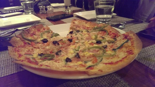 Mixed Veg Pizza @ Ristorante Prego, Nariman Point