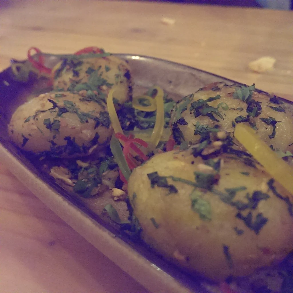 Battata Harra @ Ithaka, Lower Parel