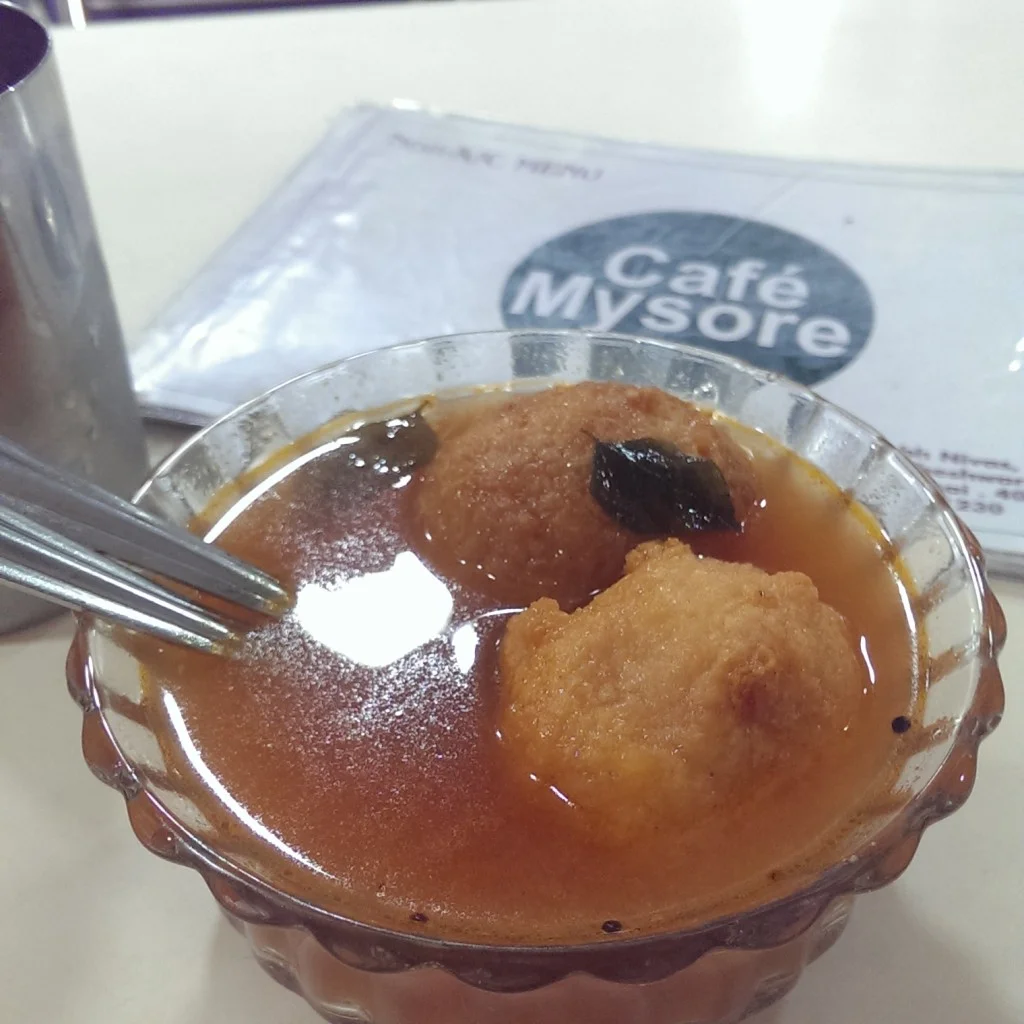 Rasam Vada @ Cafe Mysore, Matunga
