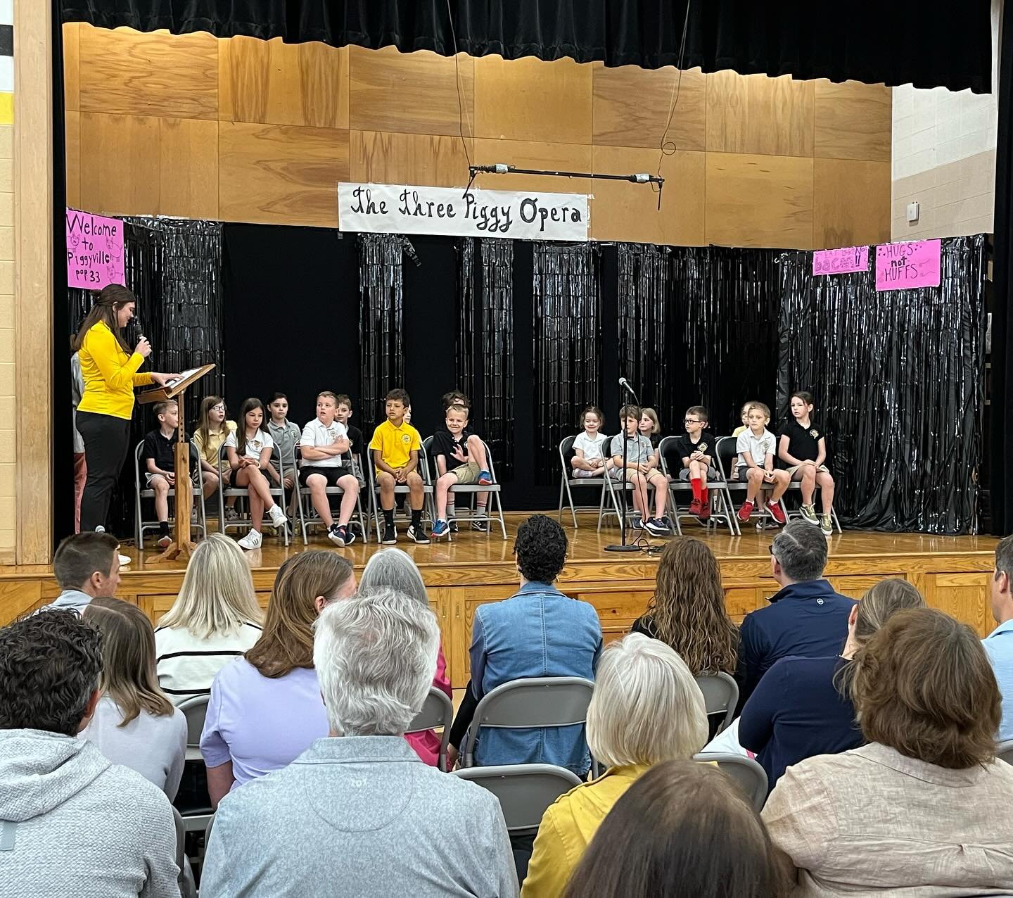 Time for the 1st - 4th spelling bee!🐝