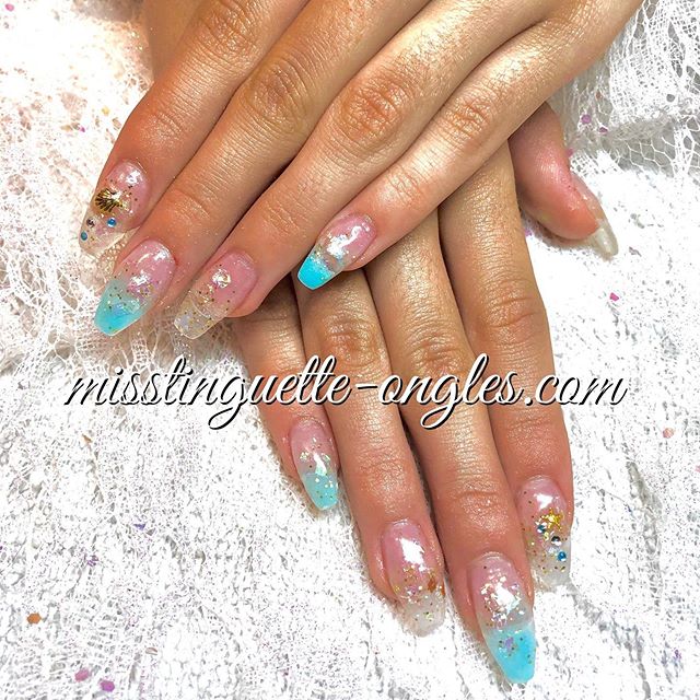 #nails #nailart #nailsofinstagram #nails💅 #nailsofinstagram💅 #coffinnails #balerinanails #summernails #seashells #seashellnails #ombrenails #babyboomernails @chez_miss_tinguette