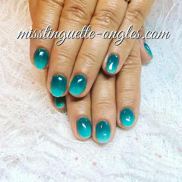 #balerinanails #nailart #nails #babyboomernails #ombrenails #greennails #nailsofinstagram💅 #nailsofinstagram @chez_miss_tinguette