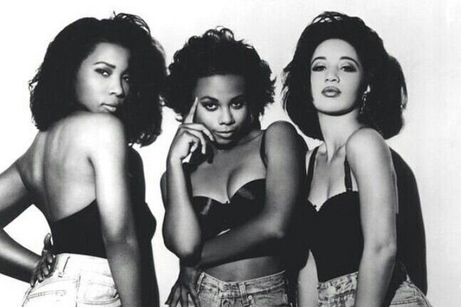 Being here, now (comfort for difficult moments) ☎️ // Shownotes for ‘I Feel For You’ podcast episode 66