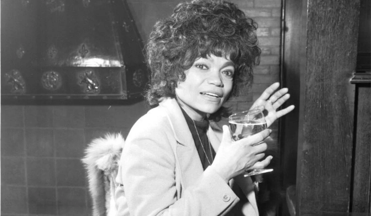 Swirling around through the lens of 2020 🐚 // Shownotes for ‘I Feel For You’ podcast episode 70