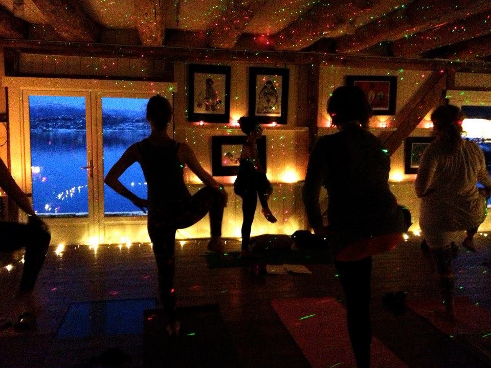 Yoga Disco Skjerjehamn.jpeg