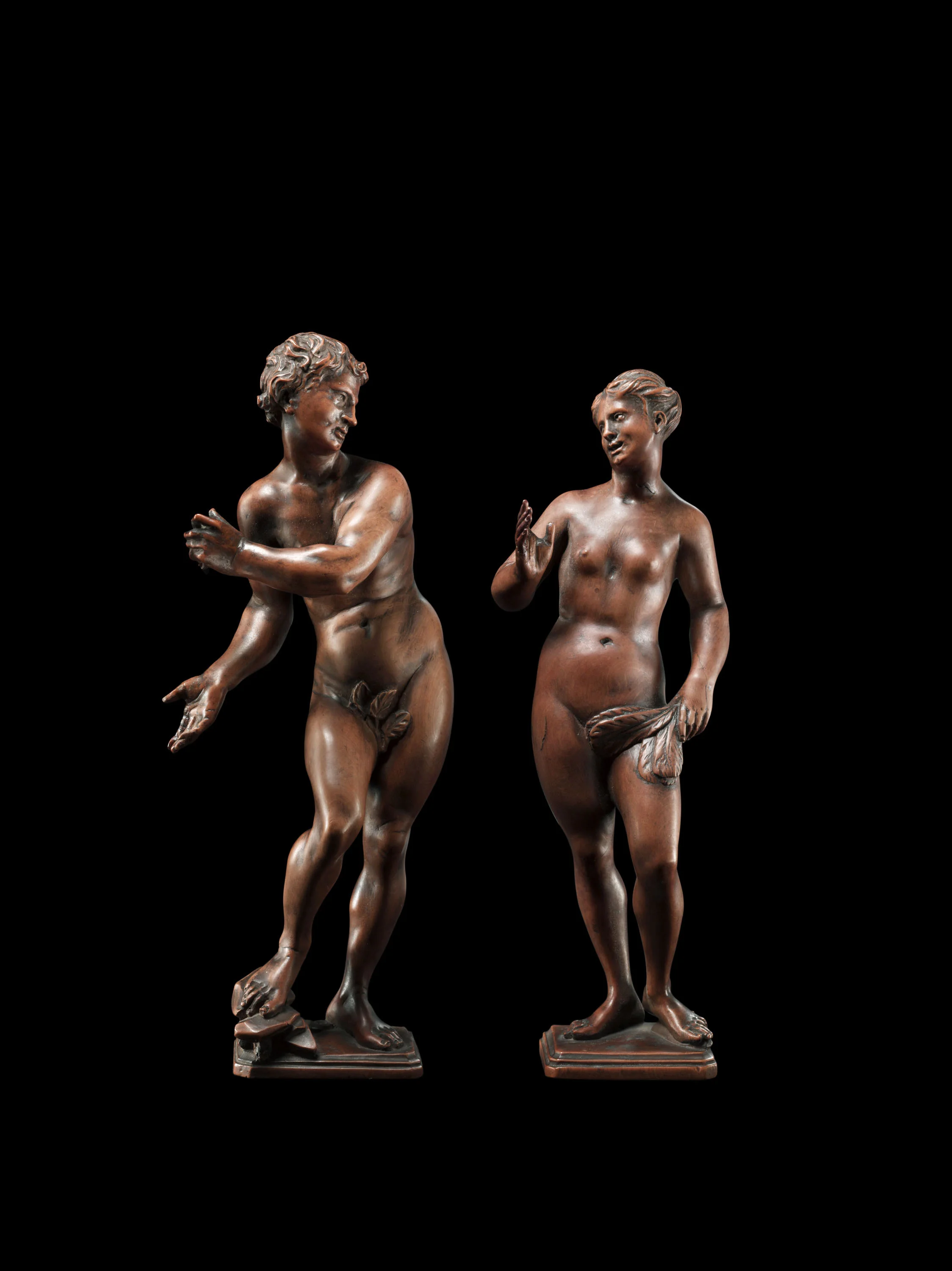 ADAM AND EVE David Heschler, circle of Germany Second quarter of the 17th century Boxwood Height Adam: 19 cm; Height Eve: 18 cm