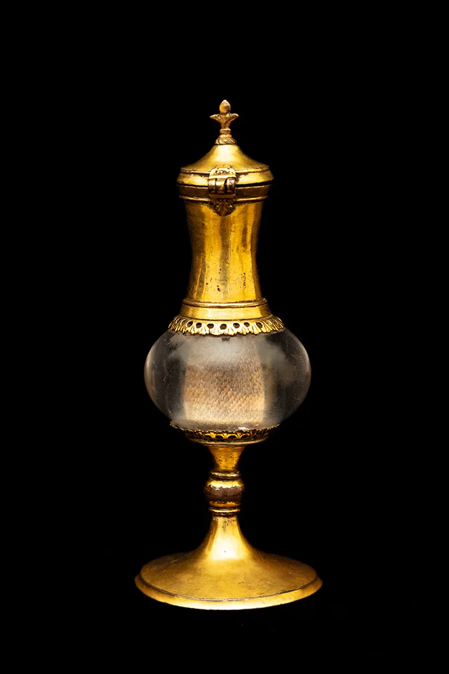 RELIQUARY - MONSTRANCE France (?) First half of the 14th century Gilt copper, rock crystal Height: 6 inches