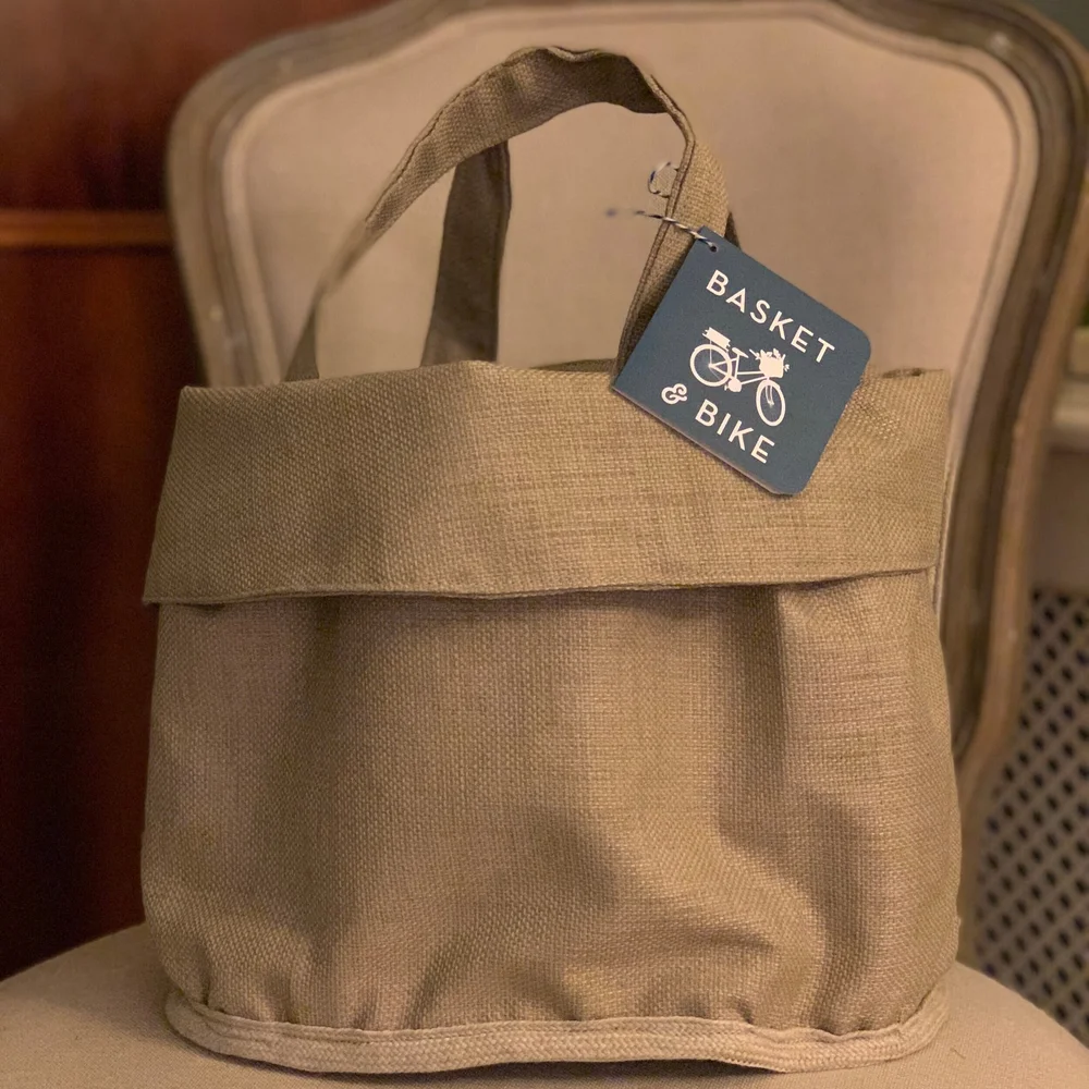Basket 43 Panier Avant En Rotin Naturel Nantucket Bicycle Co Cisco - Couleur Marron Miel, Occasion En Bon état Nantucket Bike Basket Occasion Basket 43 Panier Avant En Rotin Naturel Nantucket Bicycle Co Cisco - Couleur Marron Miel, Occasion En Bon état Nantucket Bike Basket Occasion