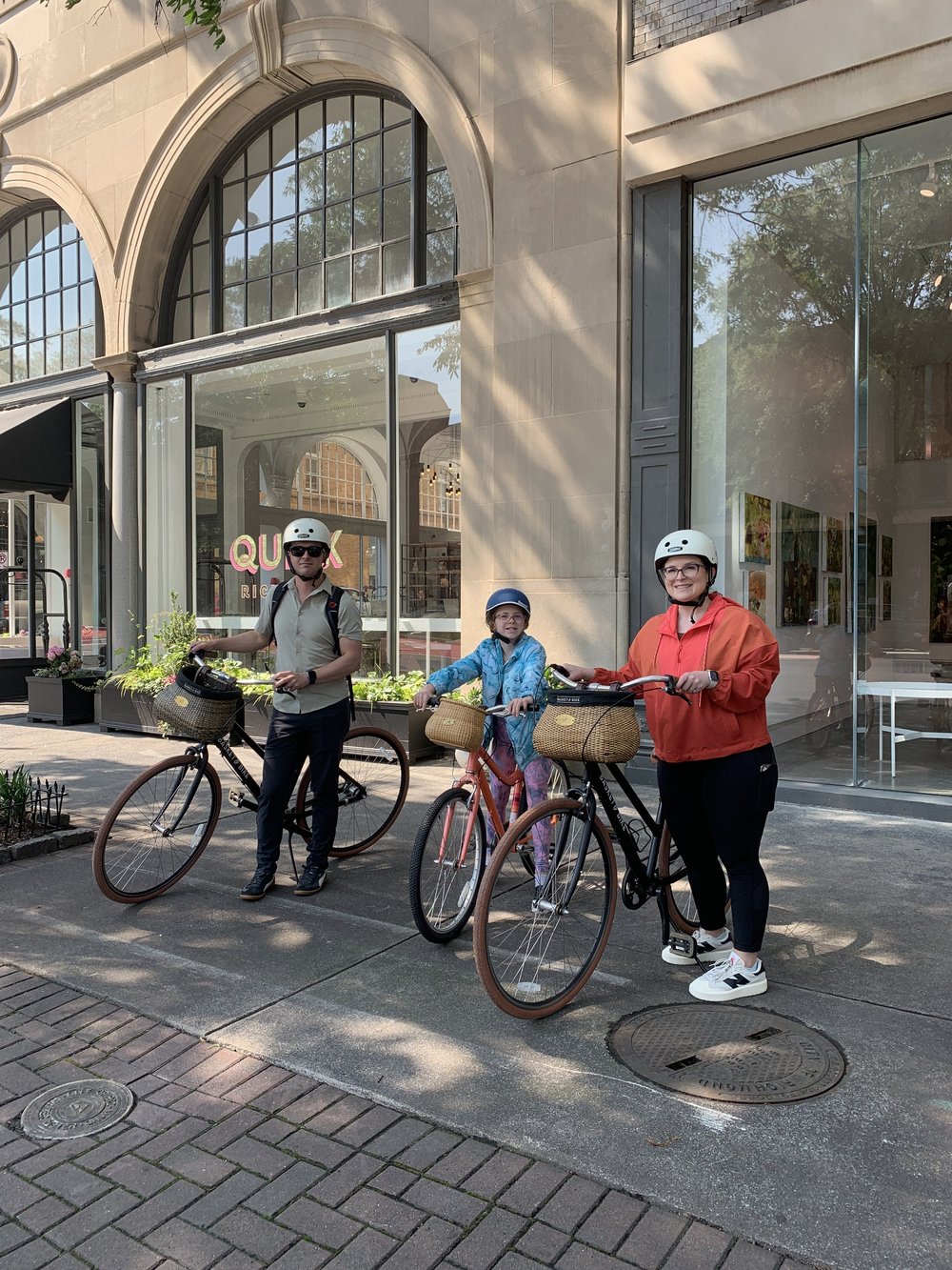 Quirk Street Art & Secret Garden Tour — BASKET & BIKE