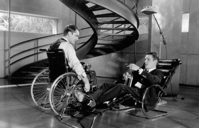 Gattaca-jude-law-14393222-640-412.jpeg