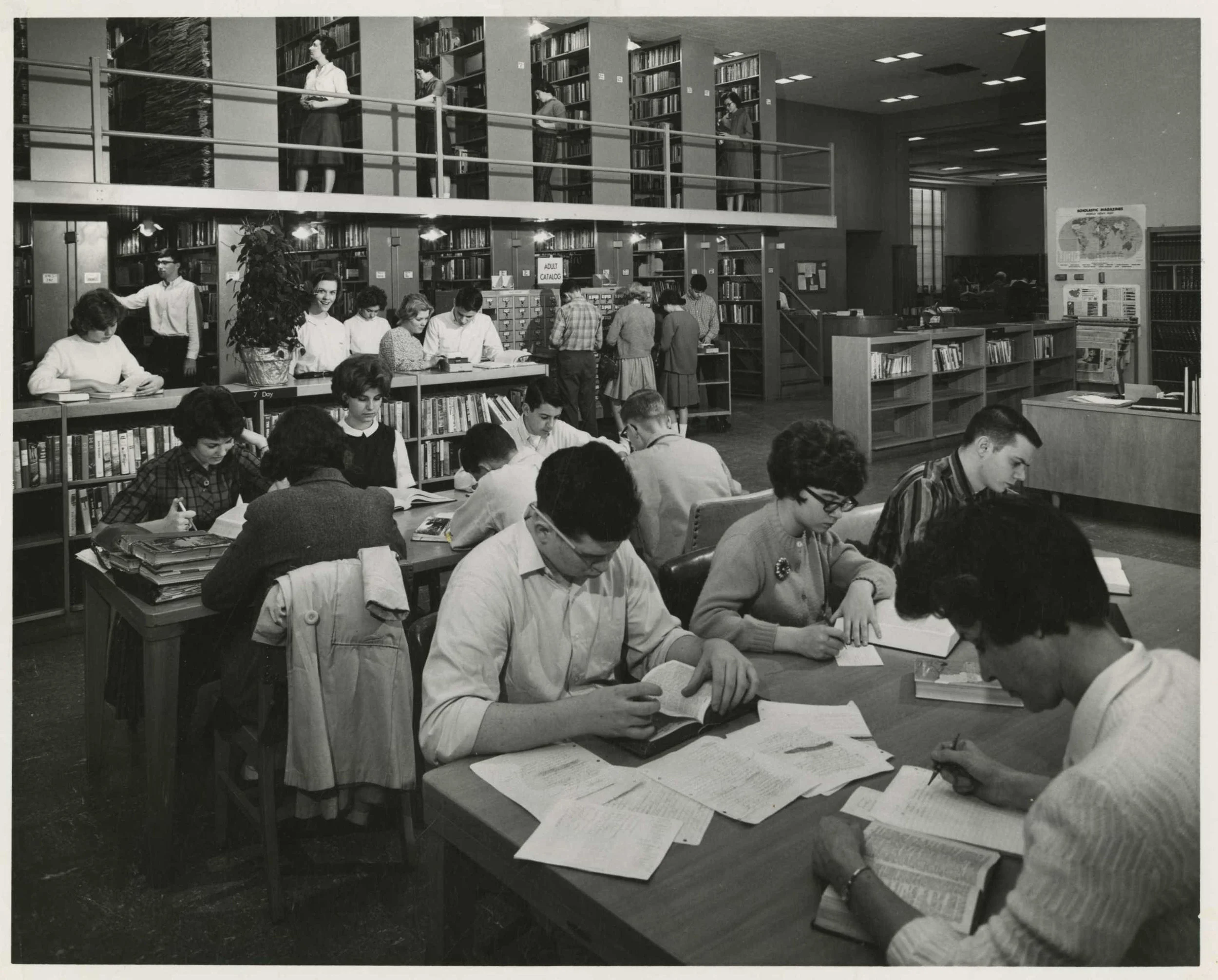 Highland_Branch_Library_on_a_busy_day.jpg