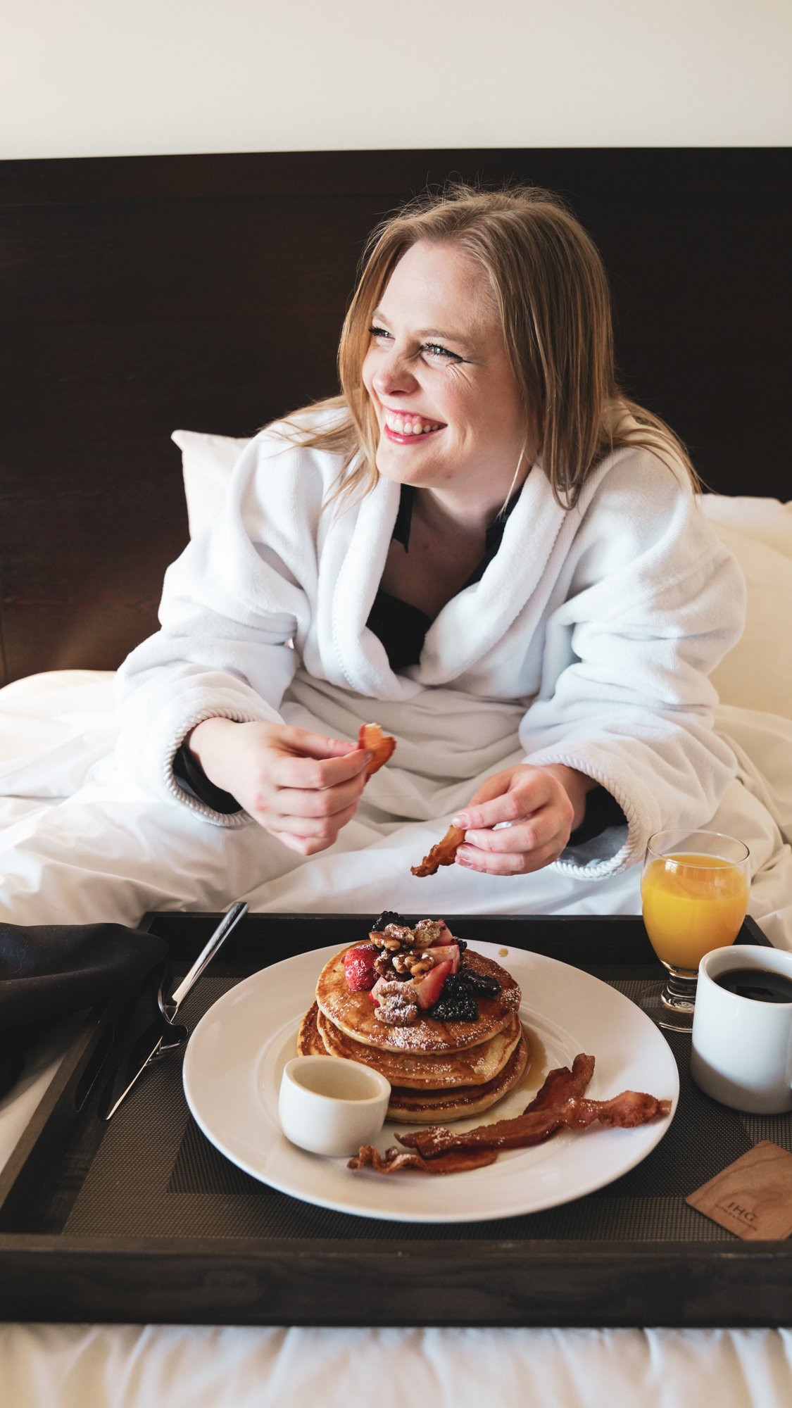 crowne plaza travel resized (2 of 2).jpg