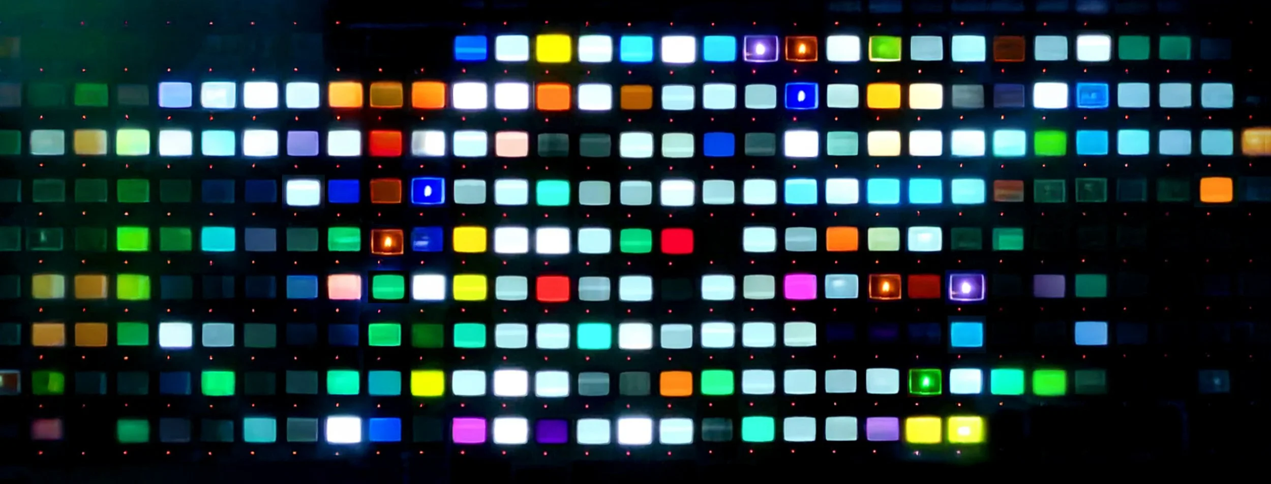 Building-1_during_the_Day and Night_AI.jpg