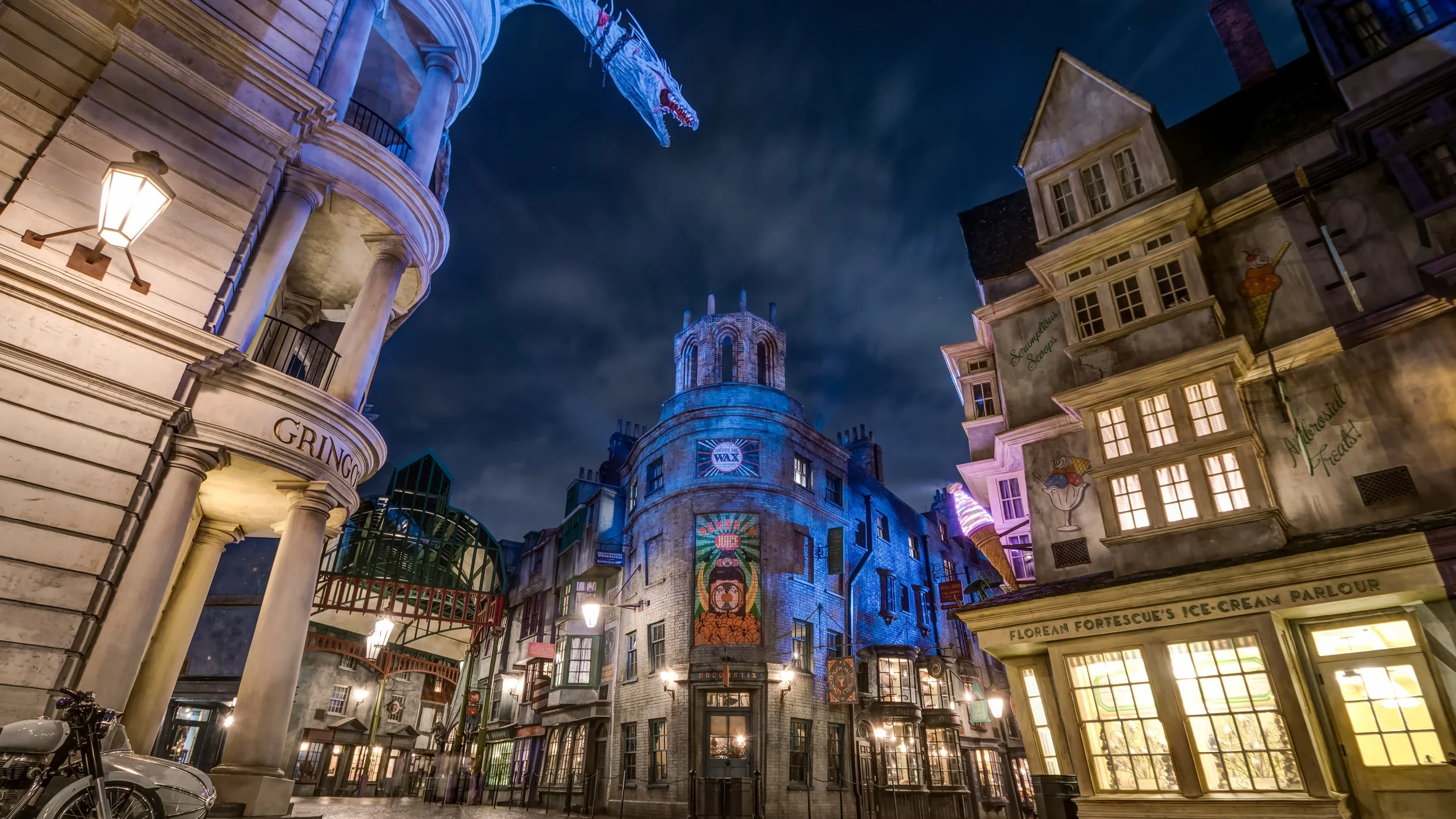 Diagon Alley3.jpg