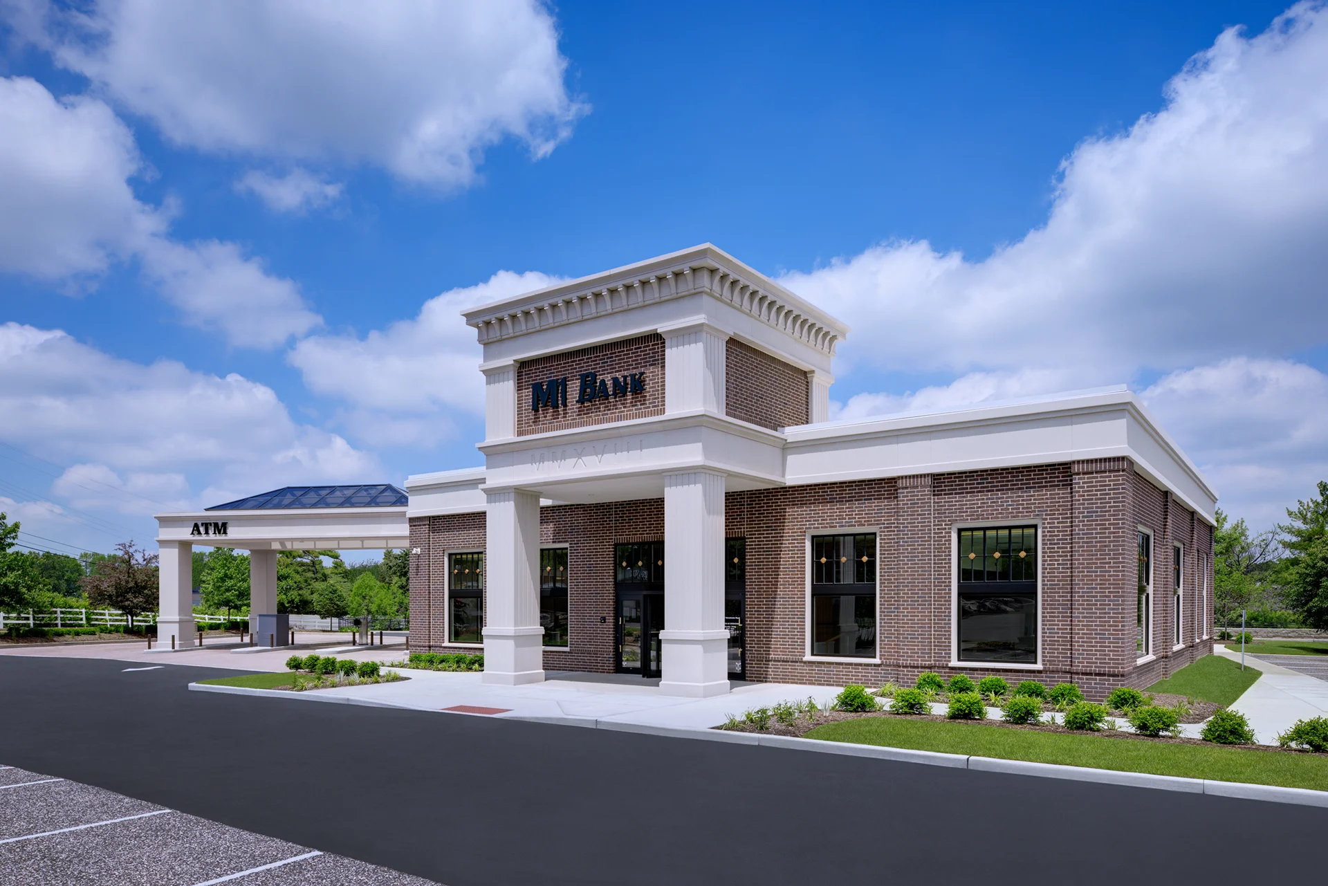 M1 Bank - Des Peres