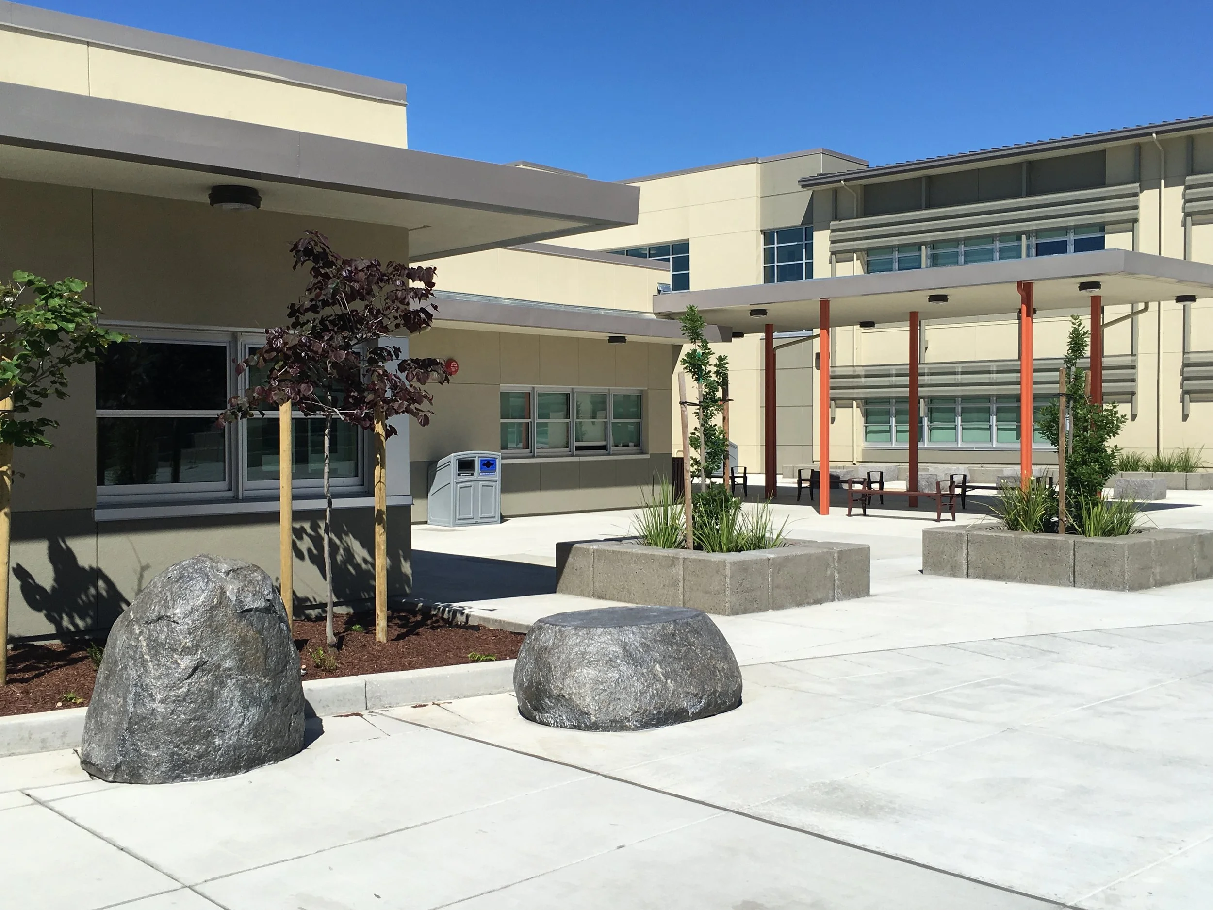 Admin building and Library at Site lvl 2.JPG