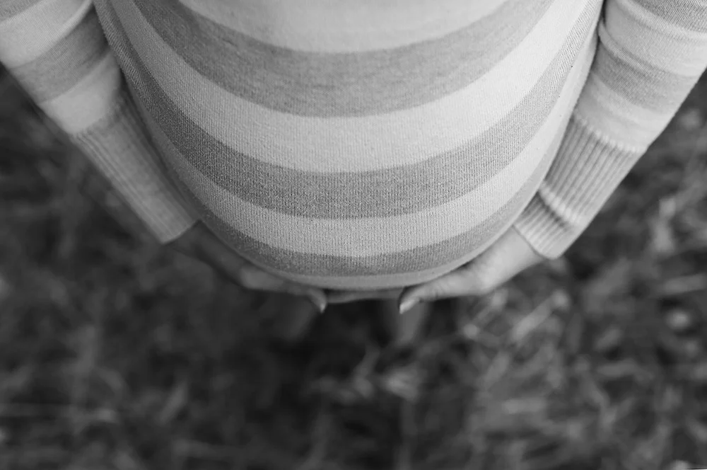 Elisa Sneak 3_Edmonton Maternity Photographer.jpg