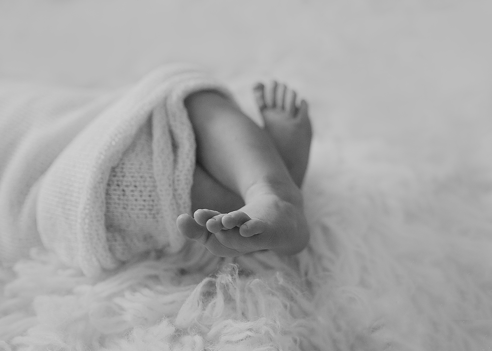 Edmonton Newborn Photographer_Baby Taylor Sneak 2.jpg