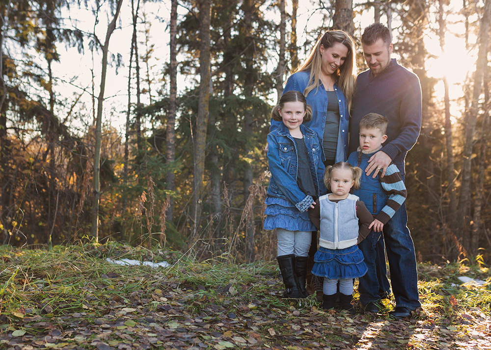 Edmonton Family Photographer_Voss Family Sneak Peek 2.jpg