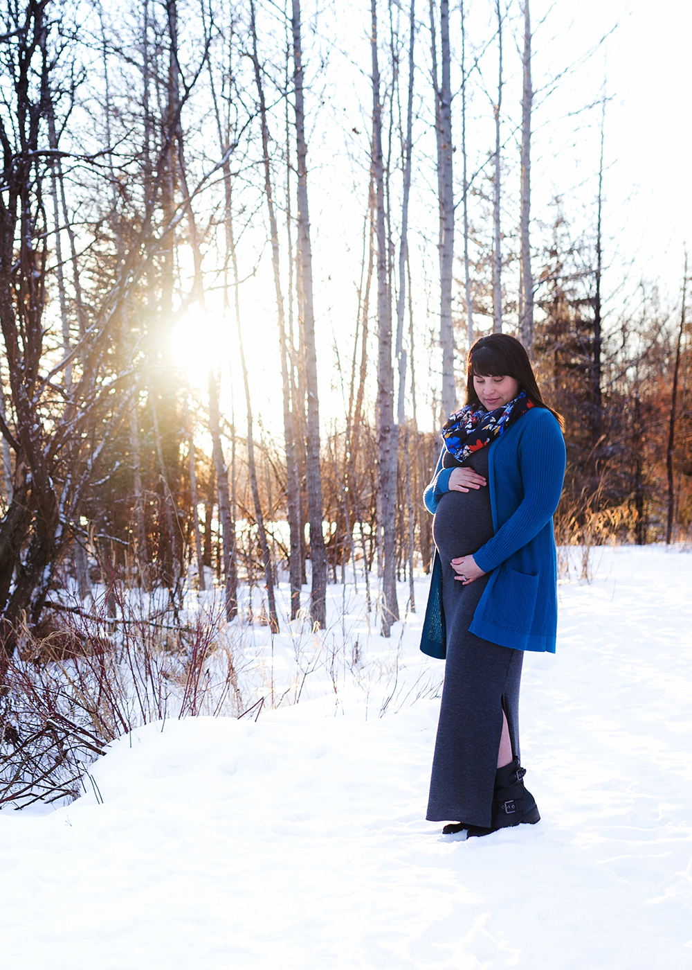 Edmonton Maternity Photographer_Alicia Sneak Peek 6.jpg