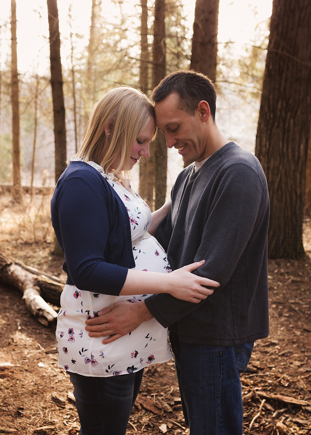 Edmonton Maternity Photographer_Jennifer Sneak Peek 4.jpg