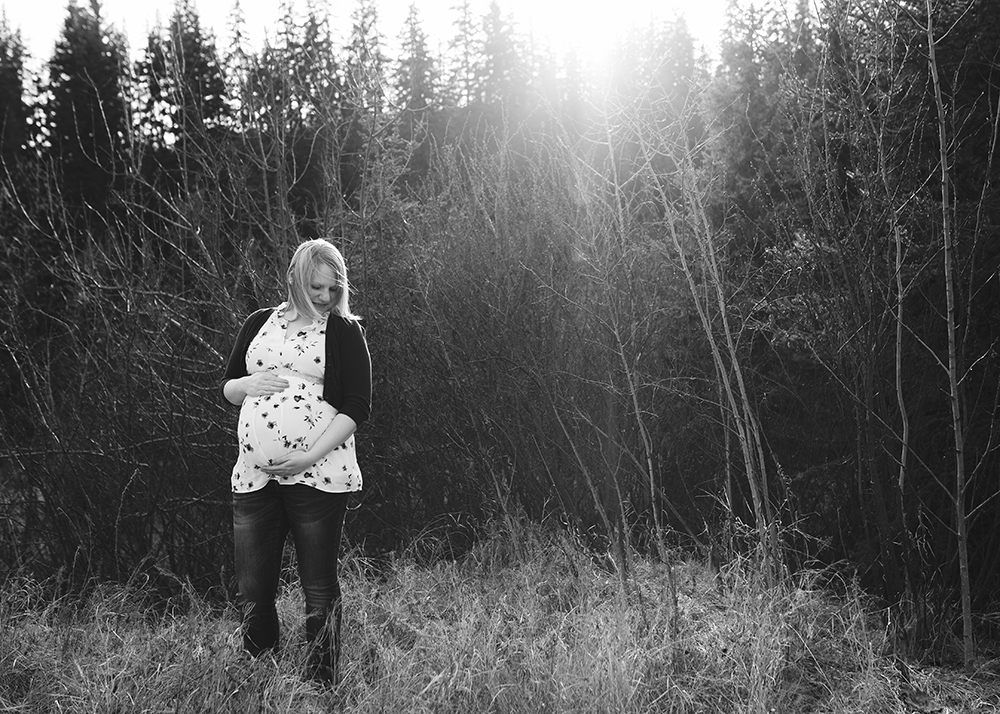 Edmonton Maternity Photographer_Jennifer Sneak Peek 6.jpg
