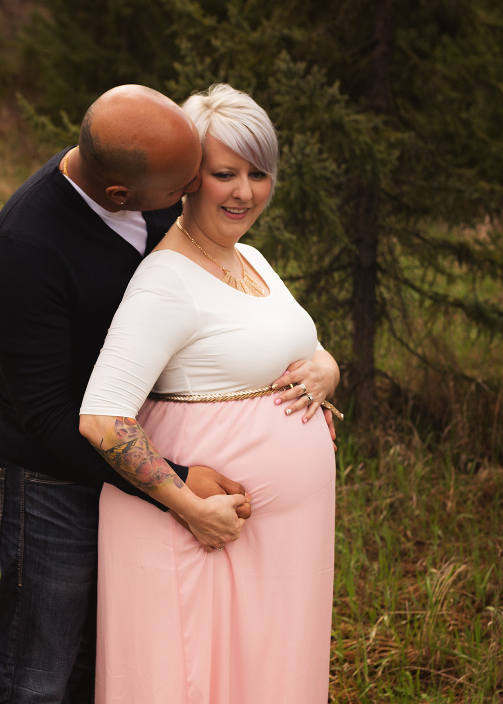 Edmonton Maternity Photographer_Chelsea Sneak Peek 8.jpg