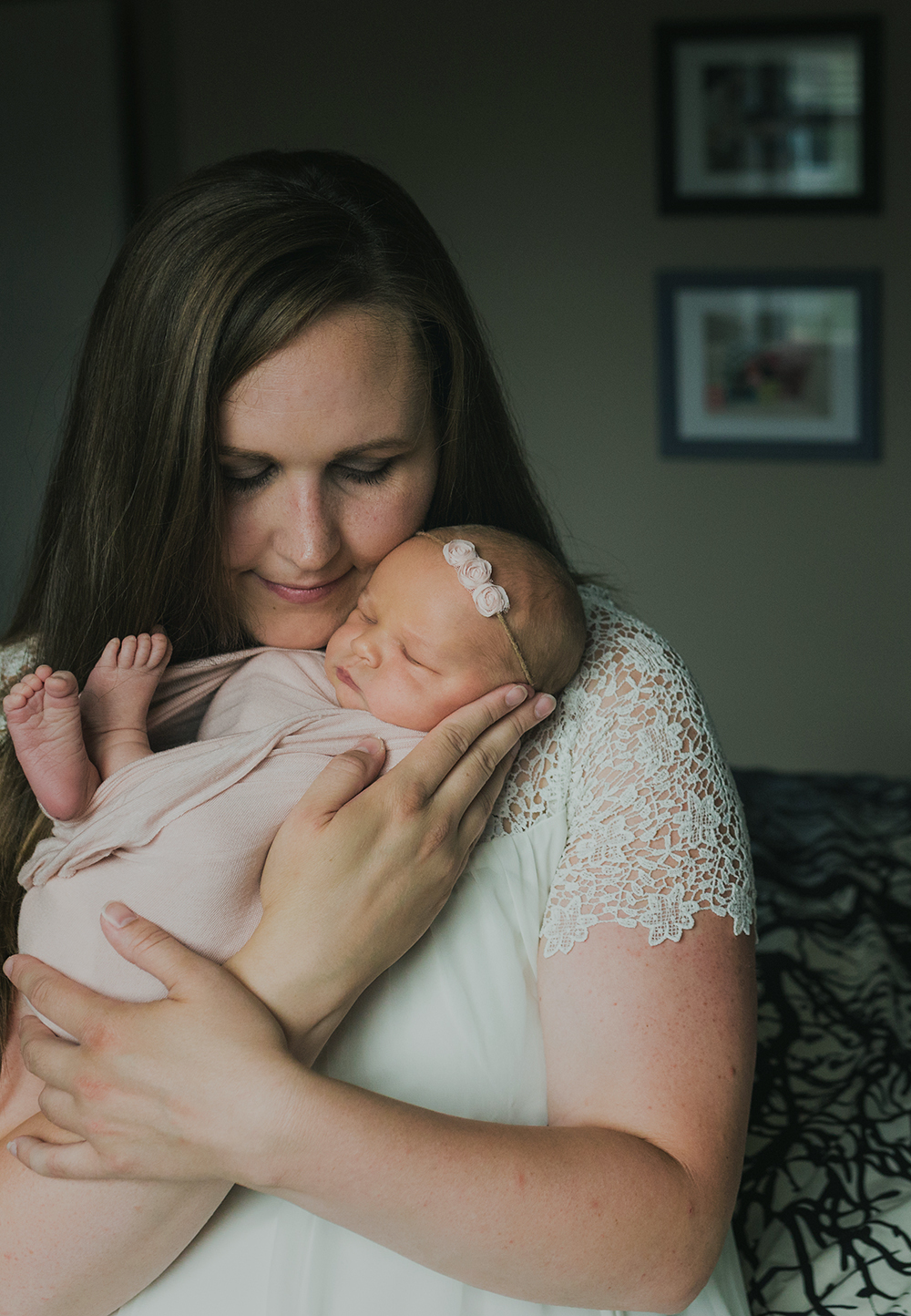 Edmonton Newborn Photographer_Baby Arianna Sneak Peel 3.jpg