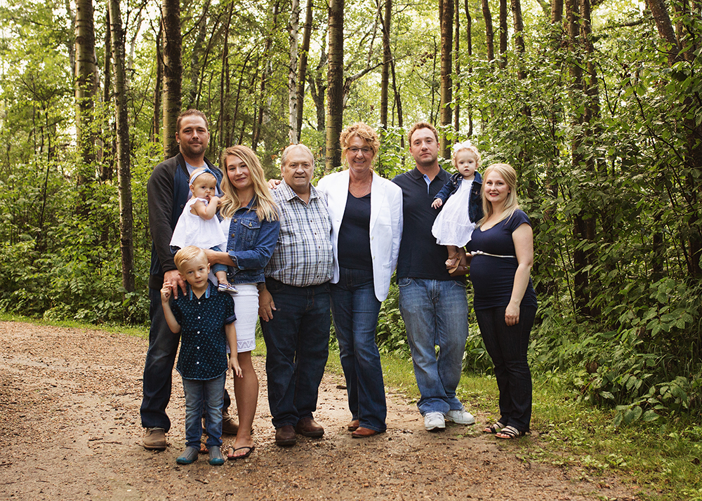 Edmonton Extended Family Photographer_Miller Family 1.jpg
