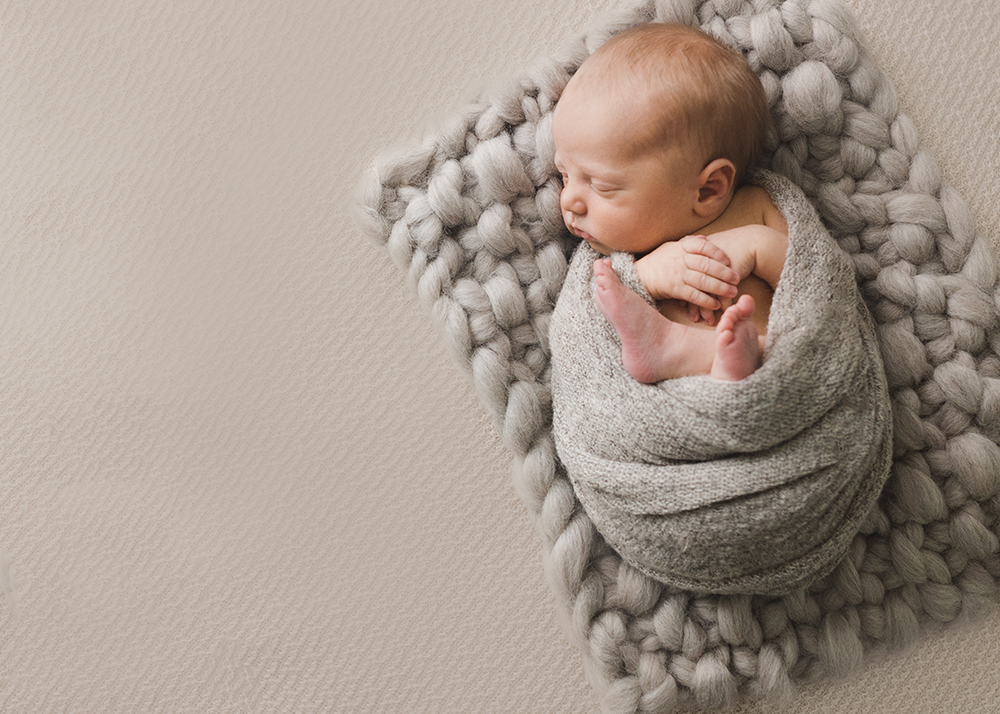 Edmonton Newborn Photographer_Baby Lincoln Sneak Peek 9.jpg