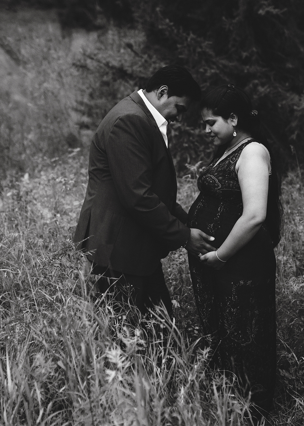 Edmonton Maternity Photographer_Jyoti Sneak Peek 1.jpg