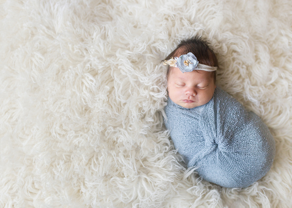 Edmonton Newborn  Photographer_Baby Ava Sneak Peek 1.jpg