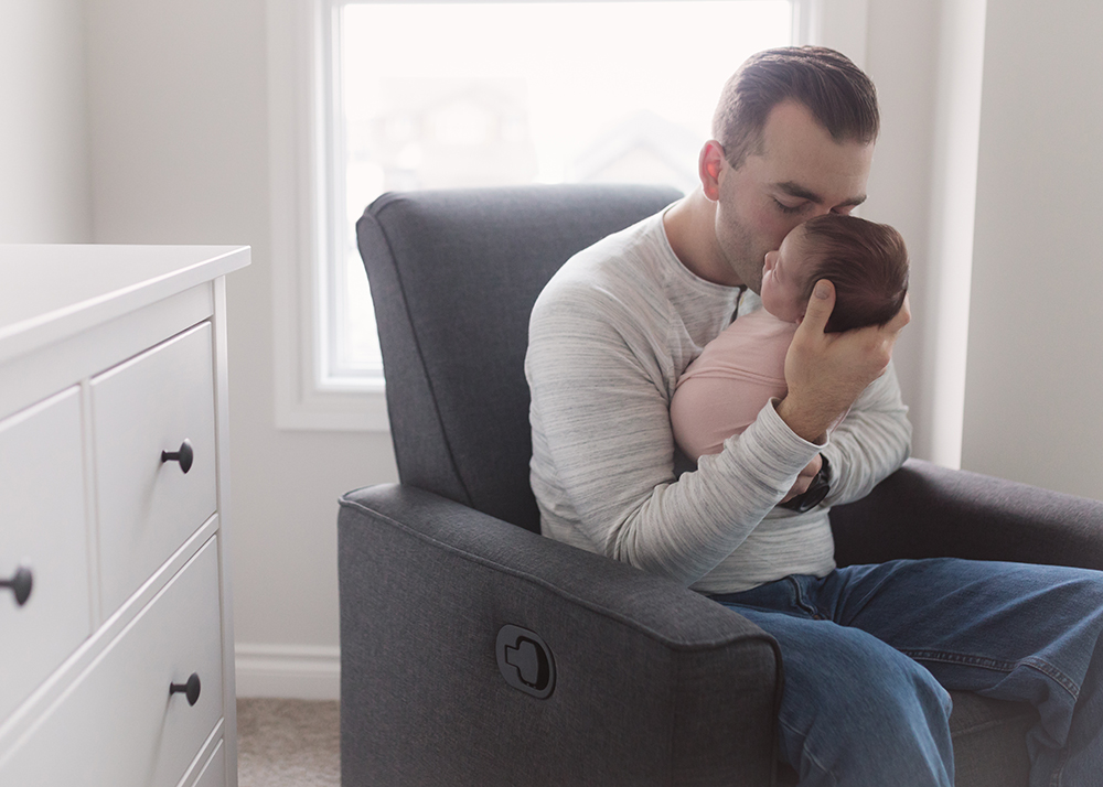 Edmonton Newborn Photographer_Baby Madelyn Sneak Peek 3.jpg