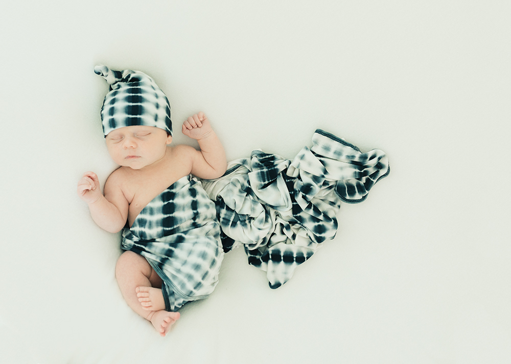 Edmonton Newborn Photographer_Baby Evan Sneak Peek 7.jpg