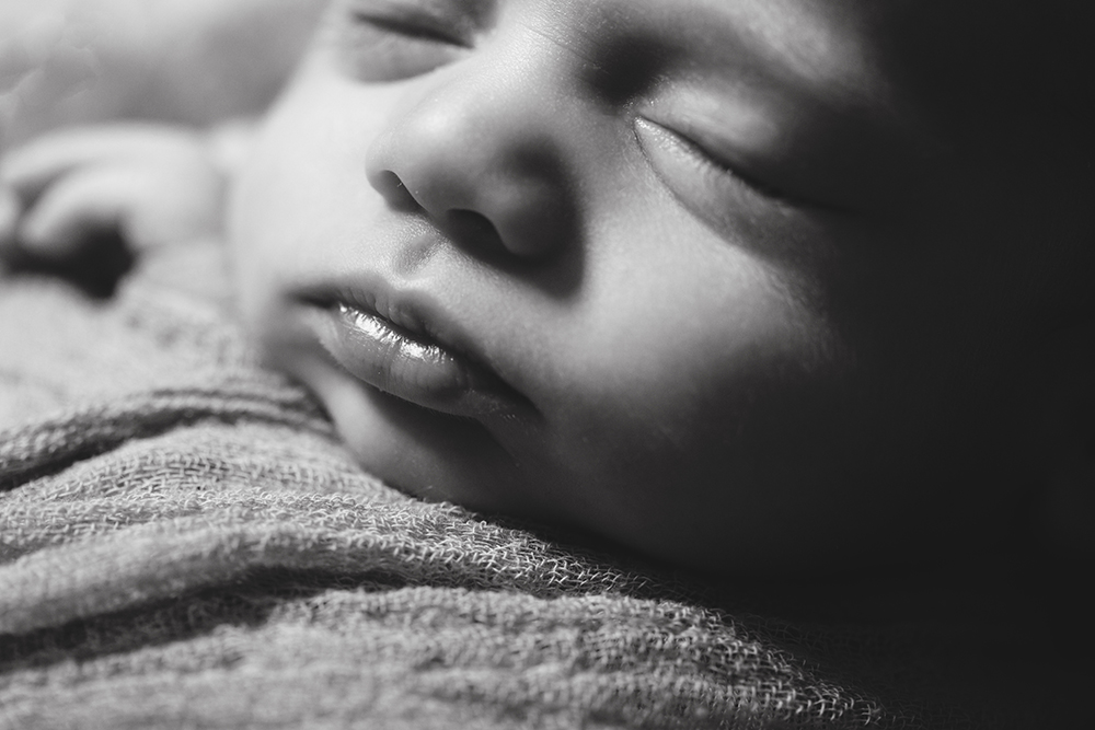 Edmonton Newborn Photographer_Baby Eddie Sneak Peek 6.jpg