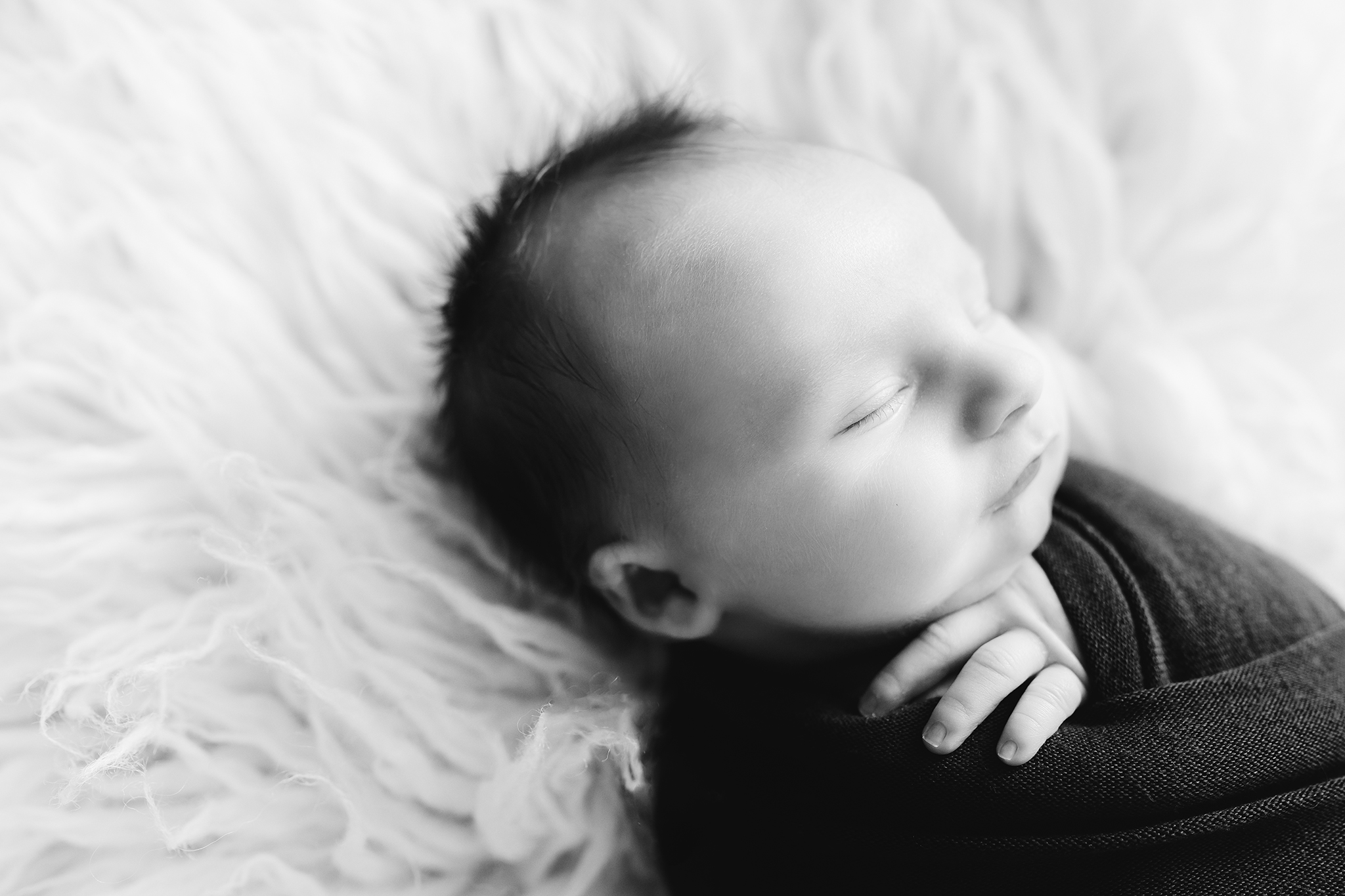 Edmonton Newborn Photographer_Baby Liam 6.jpg