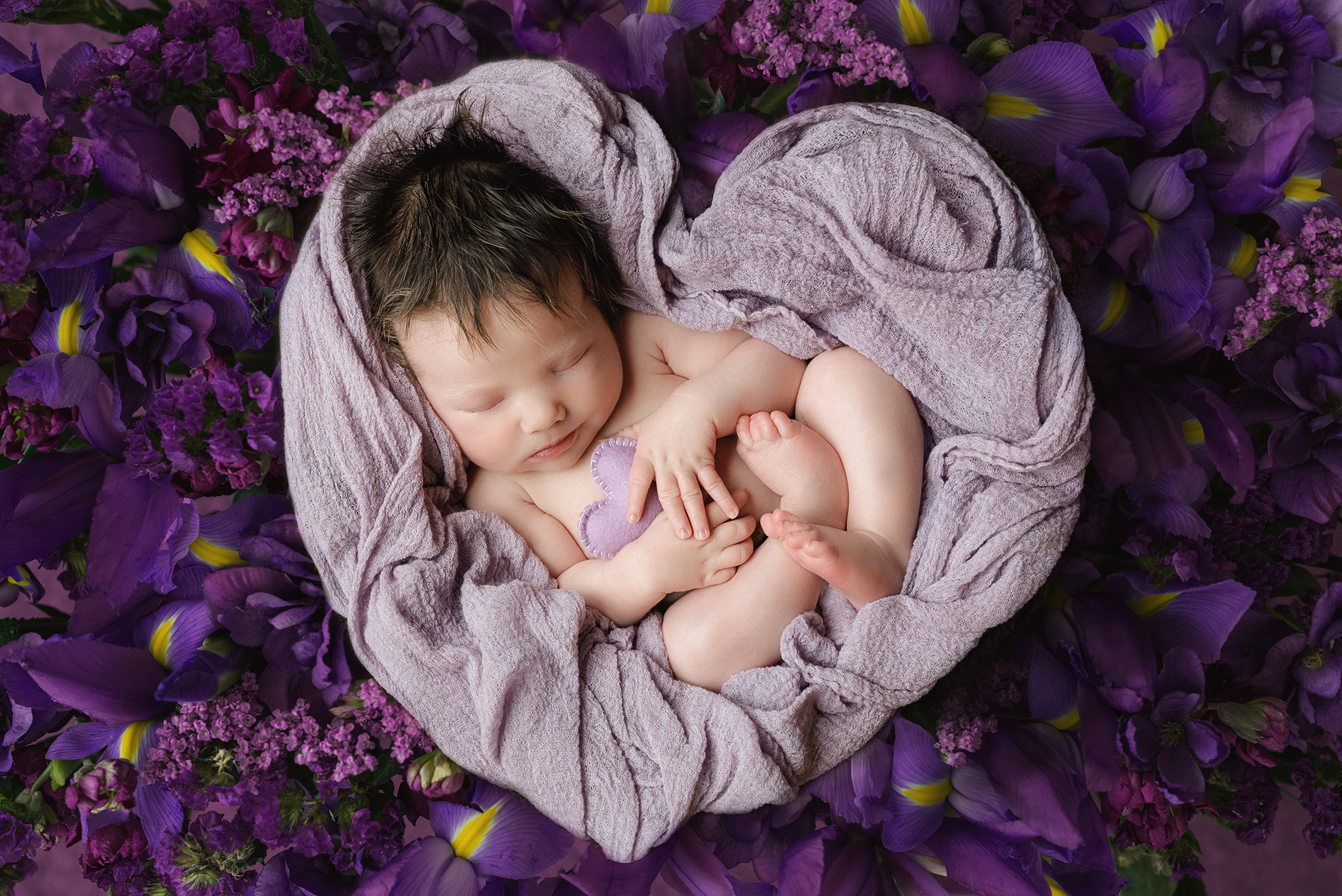Edmonton Maternity and Newborn Photographer_Baby Emma 14.jpg