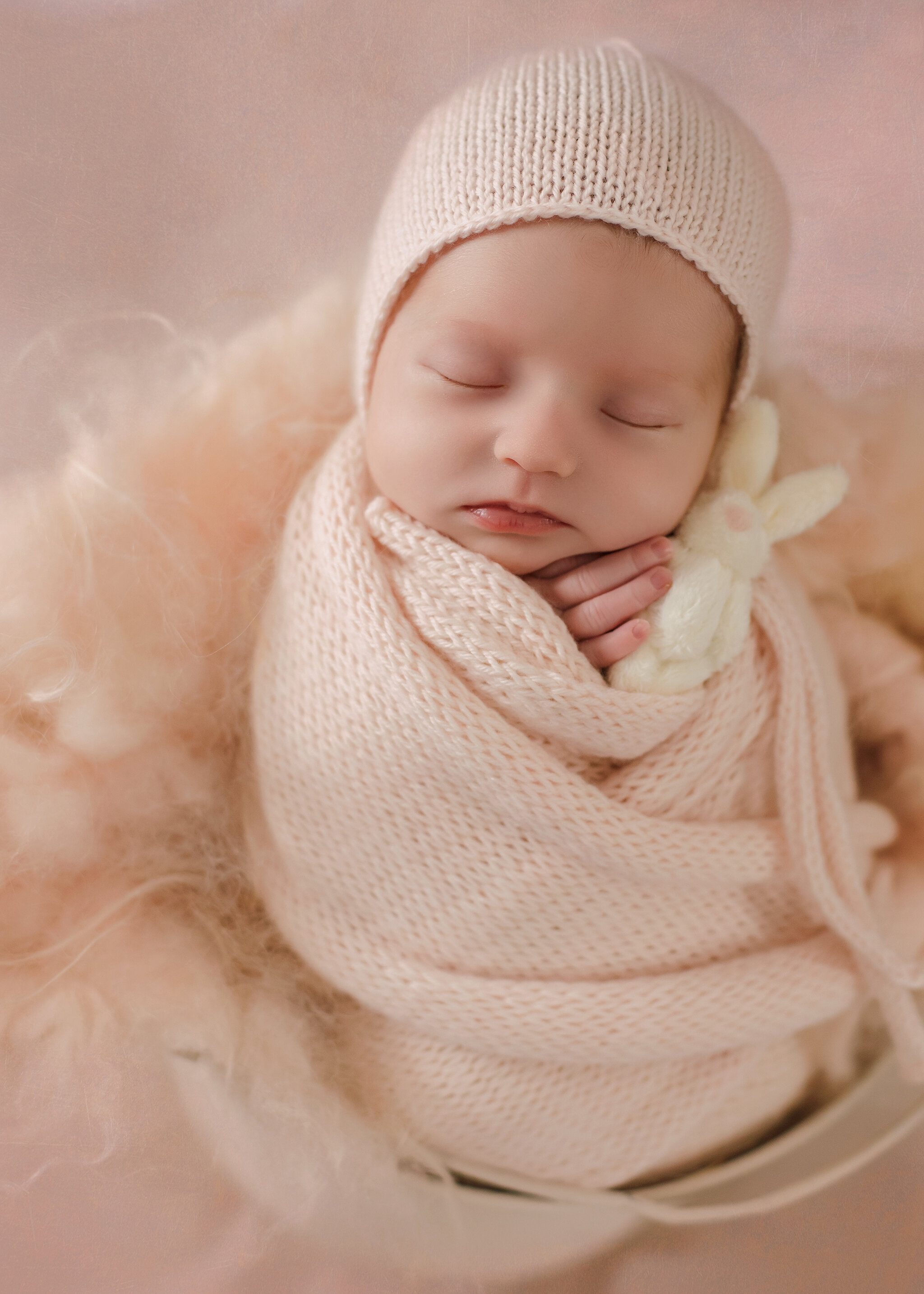 Edmonton Maternity and Newborn Photographer_Baby Kinsley 20.jpg