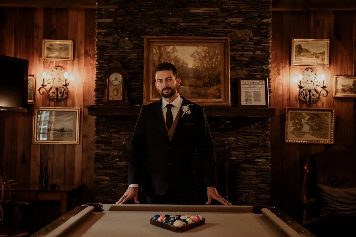 brick-estate-wedding-venue-exterior-ivy-gables