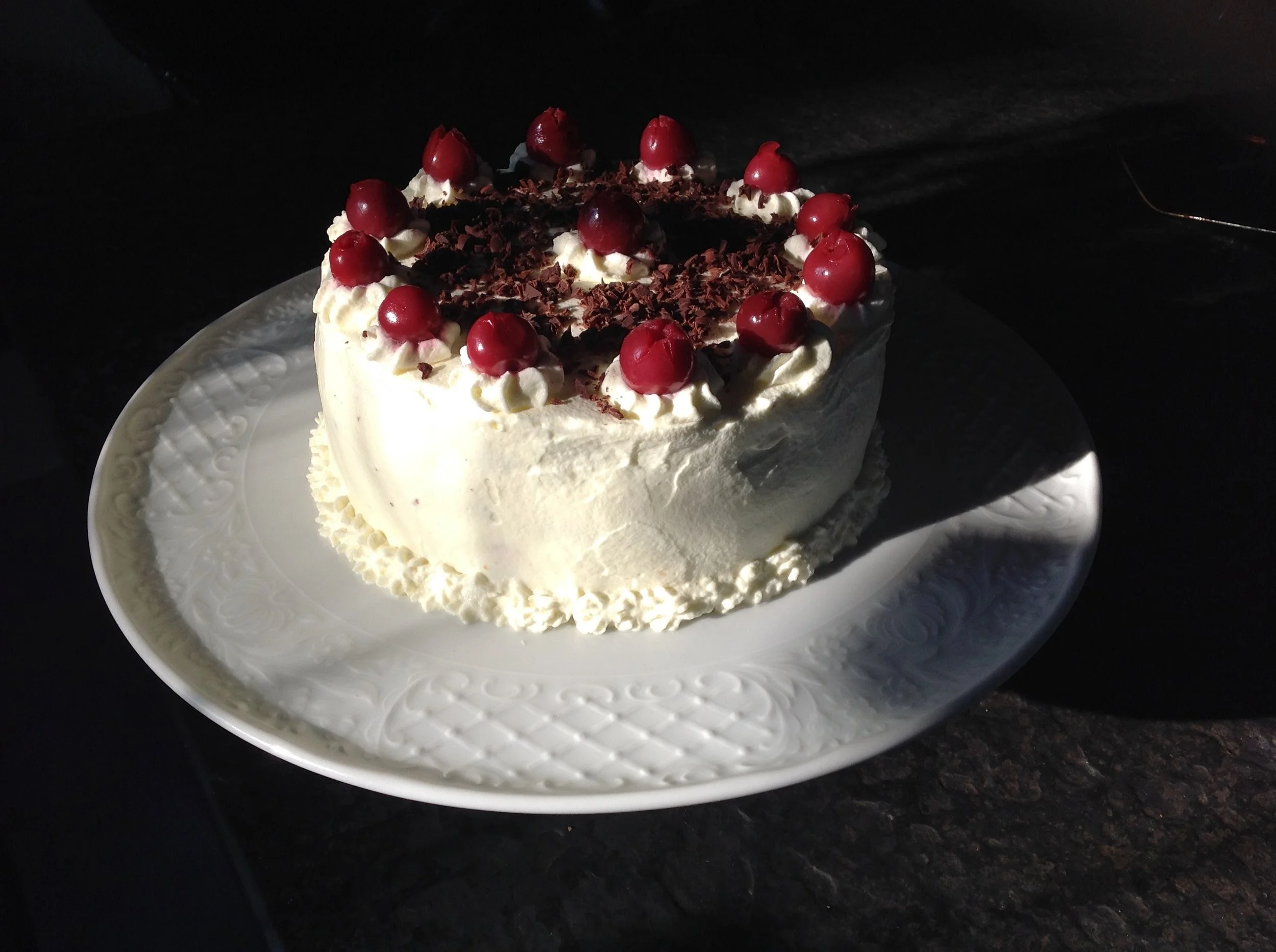  Schwarzwälder Kirschtorte (Blackforest Cake). 