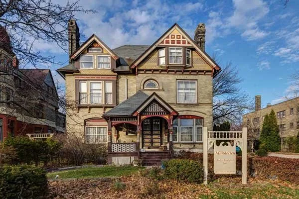 Manderley Bed & Breakfast