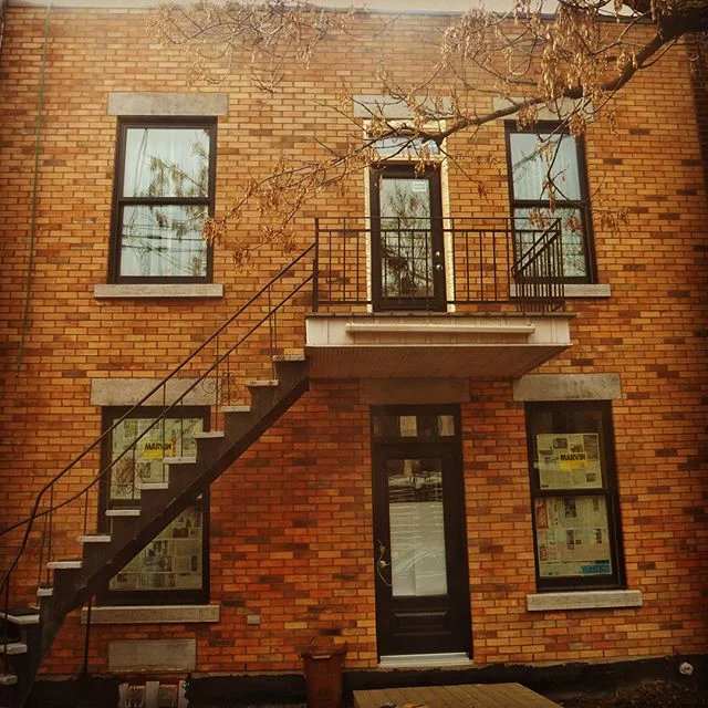 One beautiful brick facade I did on the Plateau Mont-Royal. Swipe left to see the project unfold. #masonry #montreal #montrealcontractor #brickwall #oldbrick #bricklayer