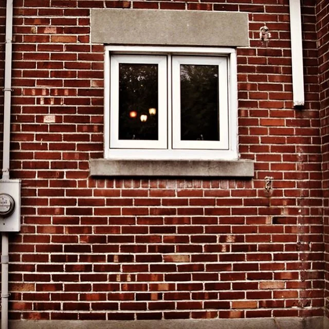 The sun is out. That would be so great to have a patio door! But what do we do with the brick? We get it out of the way! Swipe left to see the result. #masonry #montreal #brickopening