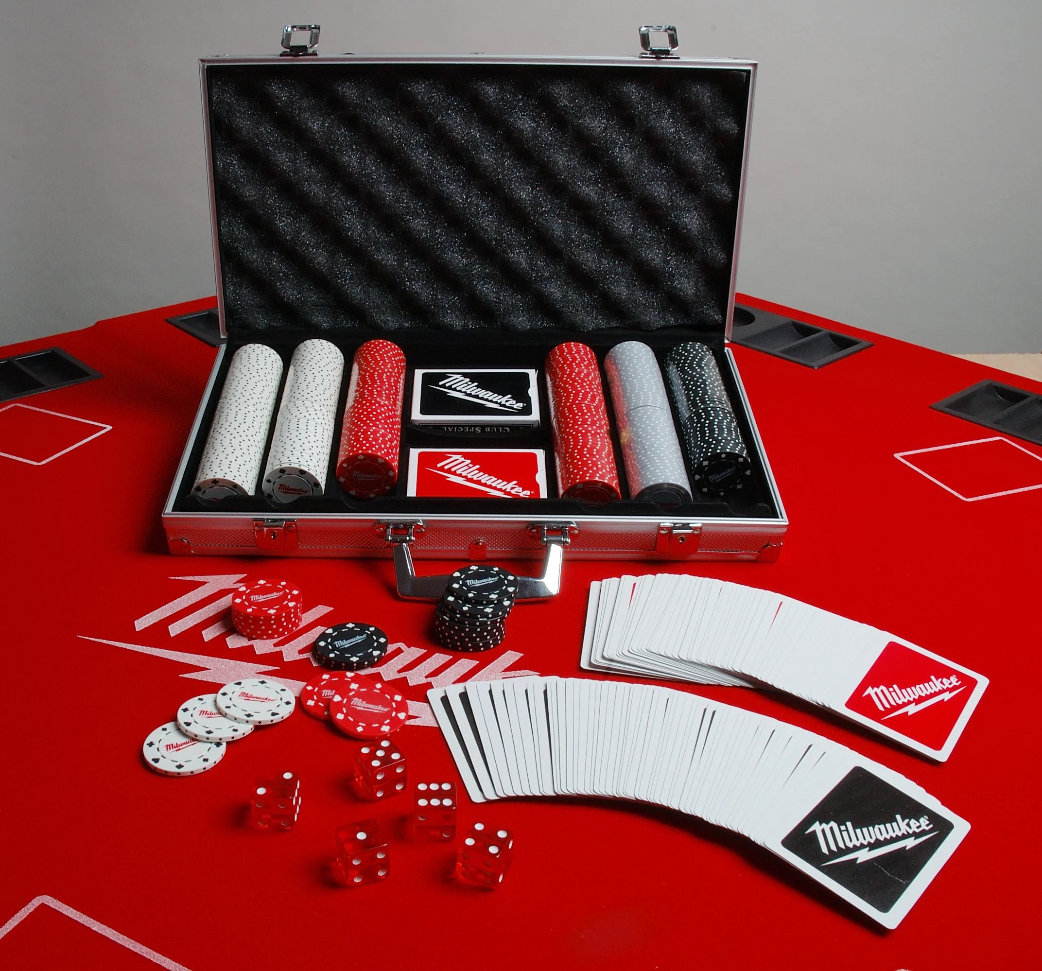 POKER-A.jpg